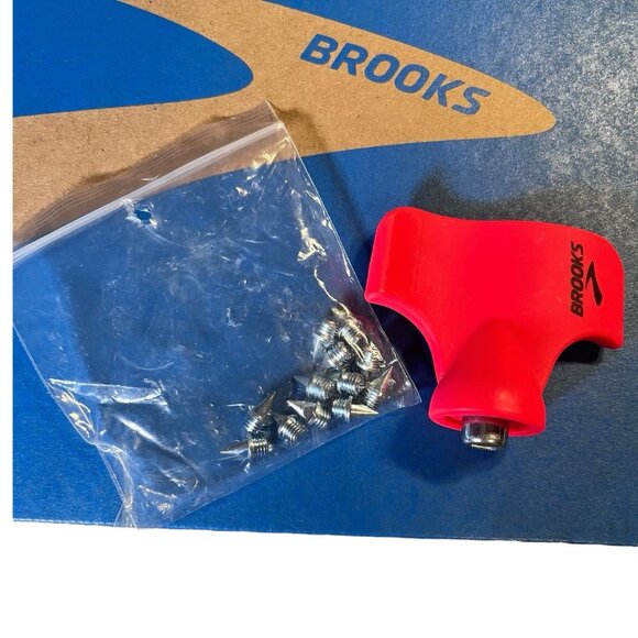 Brooks Hyperion Elite MD Running Spikes Grey Mid Distance Mens 13/ Womens 14.5 - Picture 2 of 16